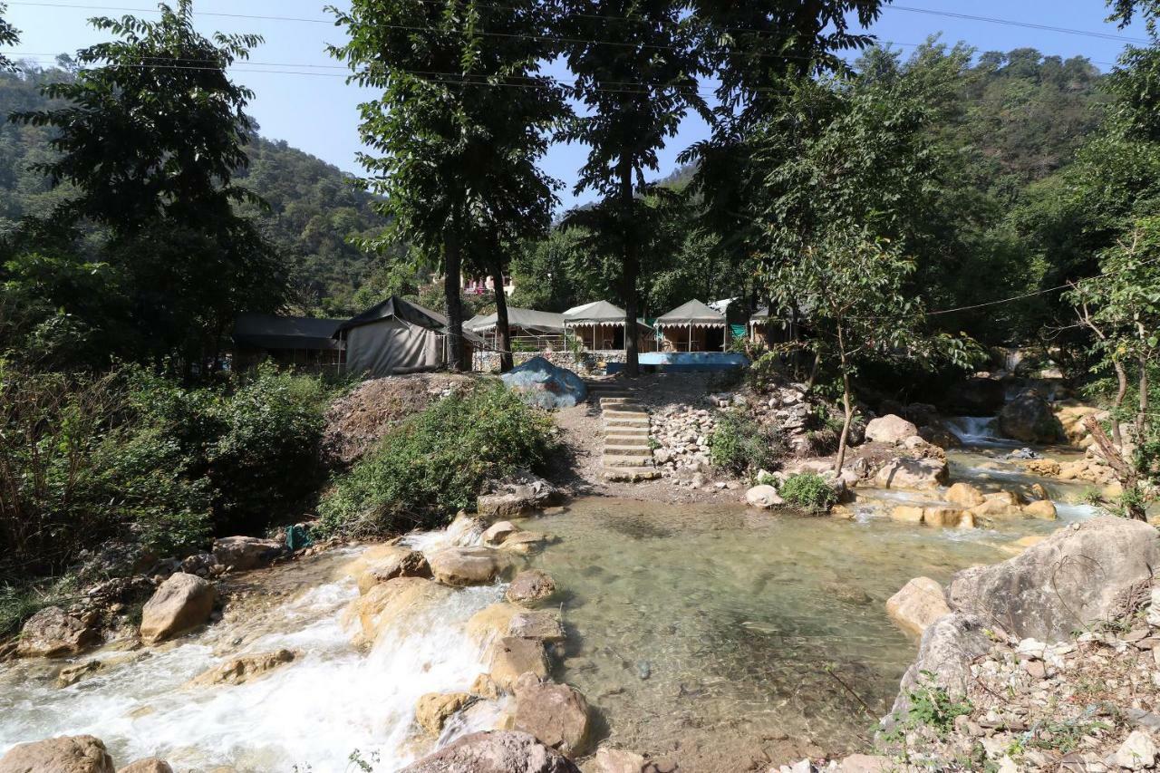 Oyo 23439 Tapovan Heights Camp & Resort Narendra Nagar Εξωτερικό φωτογραφία